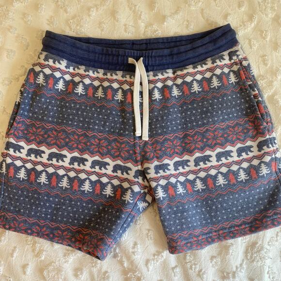 Chubbies Weekend Fleece Shorts Mens Size Small 7" Inseam Winter Bear Mountain - Picture 1 of 3